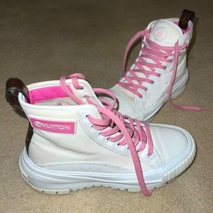 Louis Vuitton LV Squad Trainer Pink ref.472064 - Joli Closet